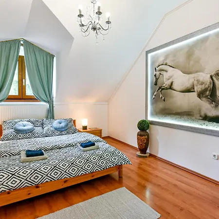 Honfoglalas Vendeghaz Apartmán