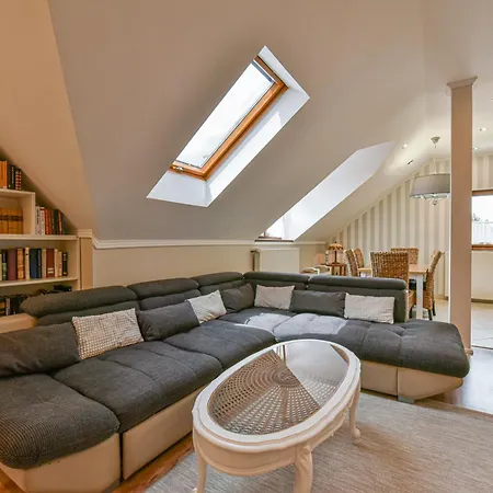 Honfoglalas Vendeghaz إغير