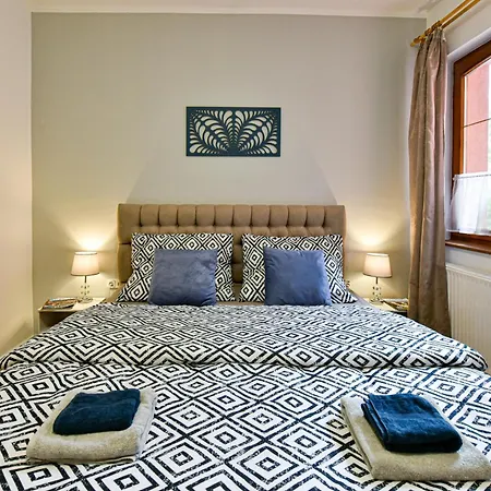 Honfoglalas Vendeghaz * 에게르