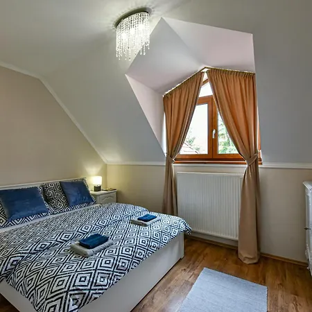 Honfoglalas Vendeghaz * 에게르