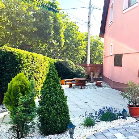 Honfoglalas Vendeghaz * 에게르